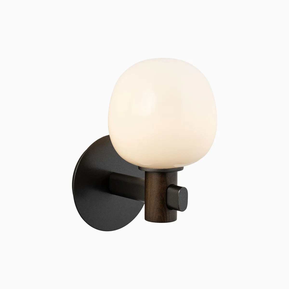 Oscar Wall Light